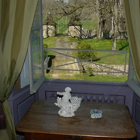 Bed & Breakfast Chateau De Chambes