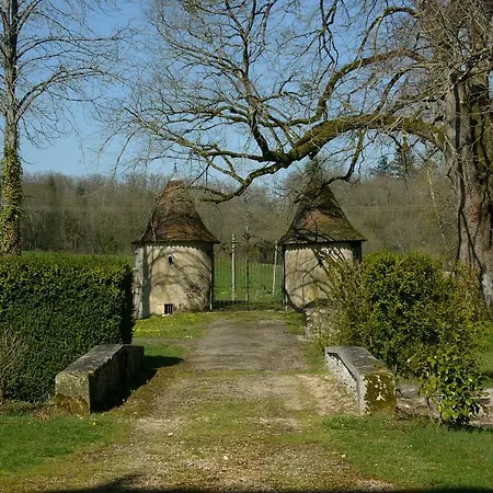 Chateau De Chambes Alojamento de Acomodação e Pequeno-almoço