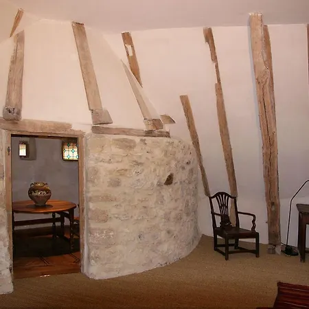 Chateau De Chambes